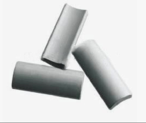 Nam châm Ferrite vĩnh cửu lớn ISO9001 cho động cơ khởi động ô tô 1.0W 1.7W