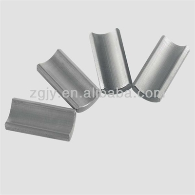 Máy nam châm khối Ferrite nhỏ gọn và mạnh mẽ 4,8 G/cm3 3,5 MGOe