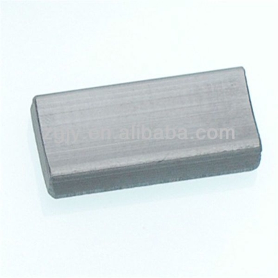 4.8 G/cm3 mật độ hiệu suất ô tô Ferrite block magnets cho loa