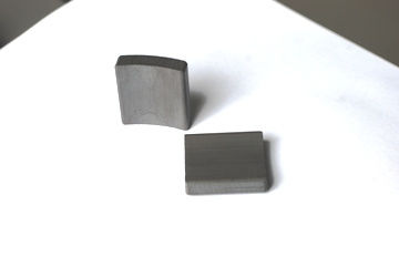 Industrial Grade Sintered Ferrite Magnet R53.4mm-r48.4mm ×52mm with Temperature Resistance