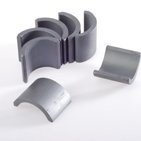 Phân đoạn vĩnh viễn Nam châm Ferrite Sắt Động cơ gạt nước Máy bơm nhiên liệu điện